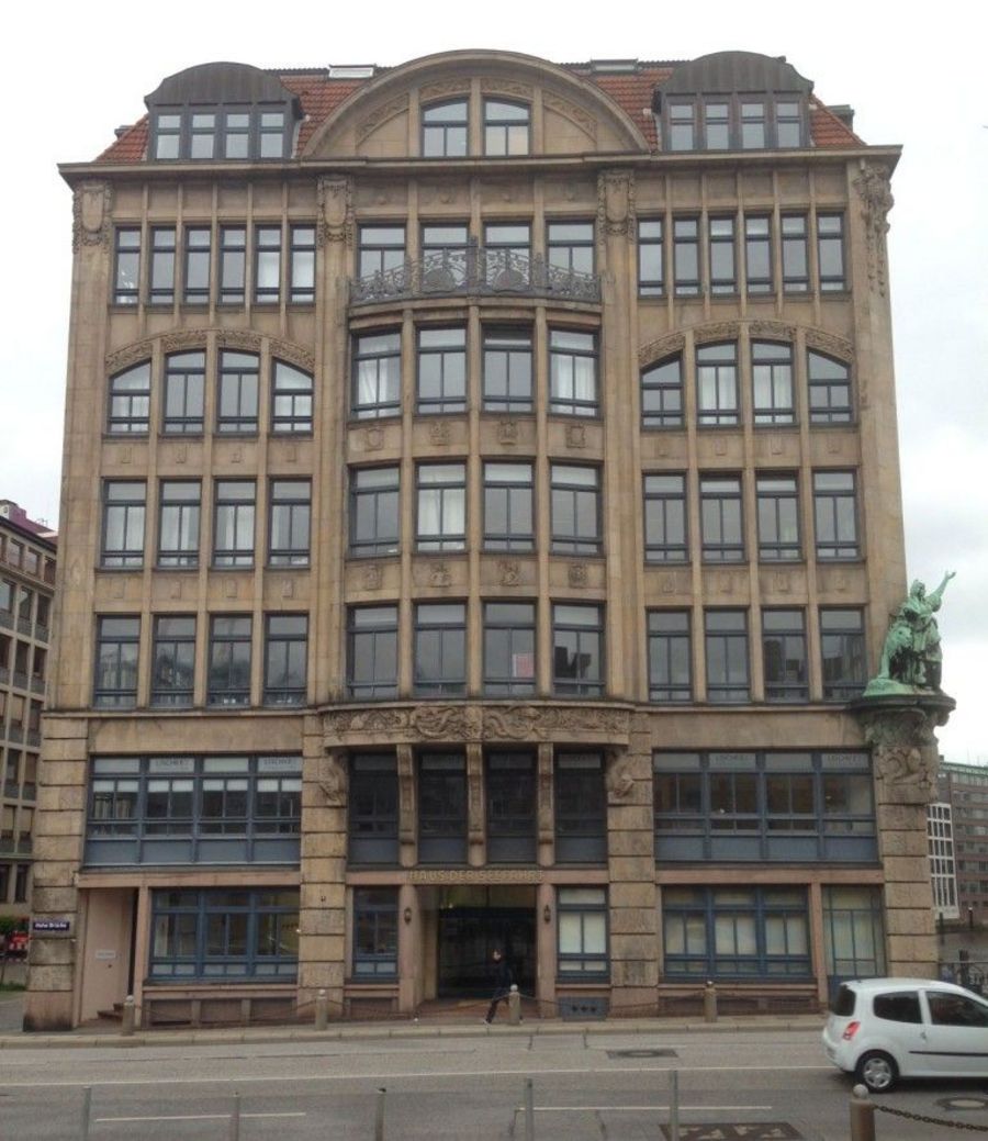 Das Haus der Seefahrt in Hamburg ist Firmensitz der Francis Drake FDR Agenturnavigator GmbH