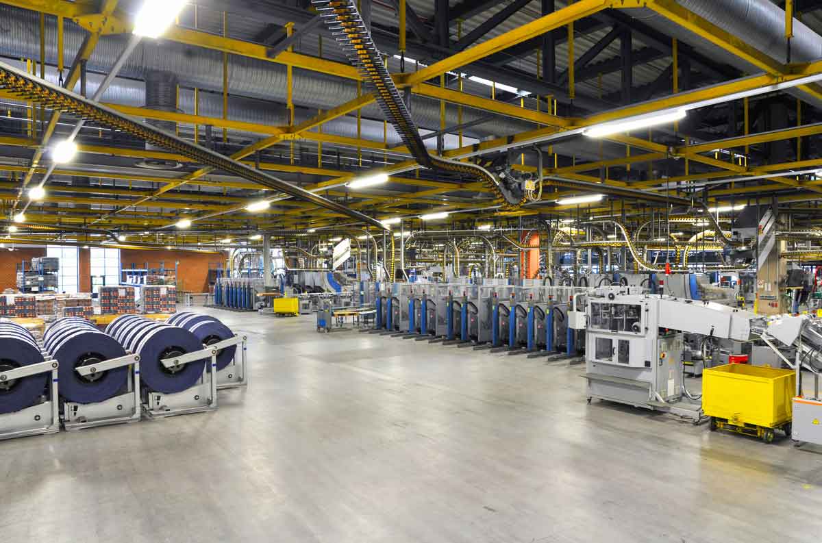Industriemontage im Ausland: Tipps und Tricks für eine erfolgreiche  Umsetzung