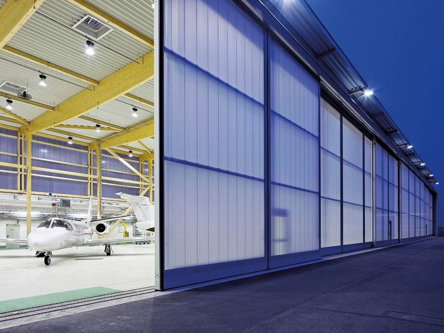 Flugzeug Hangar