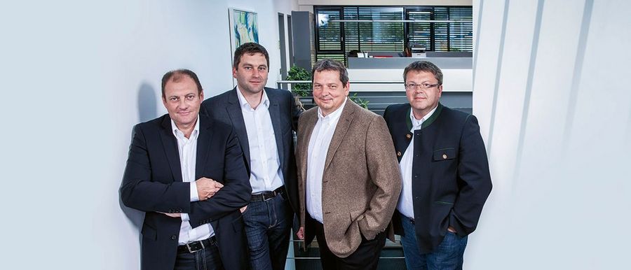 Mitinhaber und Führungsteam von Elektro Rösler: Jürgen Löblein, Wolfgang Straubinger, Werner Steinbrunner, Alfons Orthuber (von links nach rechts)