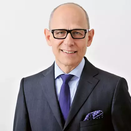 Lars M. Tisken