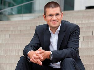 Die Globalisierung der Märkte und unserer Welt wird derzeit durch die Digitalisierung verschärft