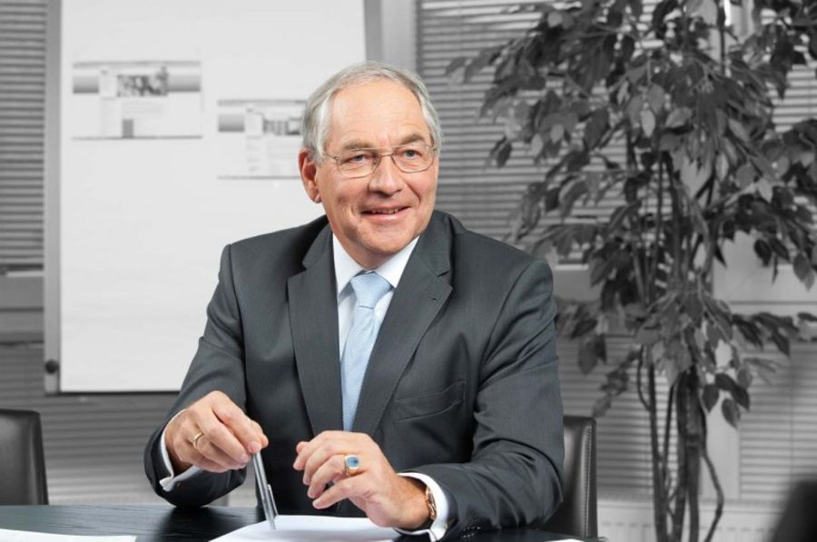 Sprecher des Vorstands und Vorstand Finanzen: Dr. Carl Ludwig Theodor Wuppermann