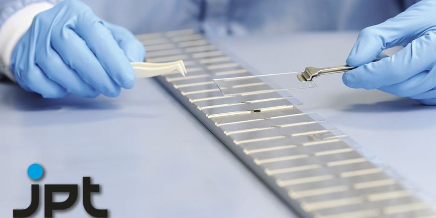 Die Arrays werden für die Herstellung der Peptide Microarrays vorbereitet