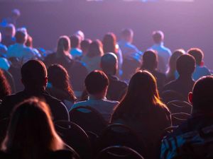 Neuer Streaming Dienst macht Online Marketing Konferenzen überflüssig