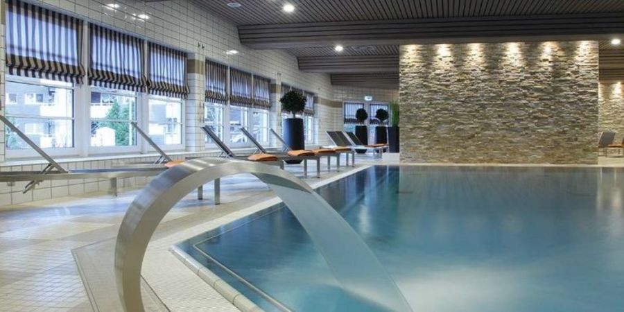 Das Schwimmbad im Relexa Hotel Braunlage im Harz