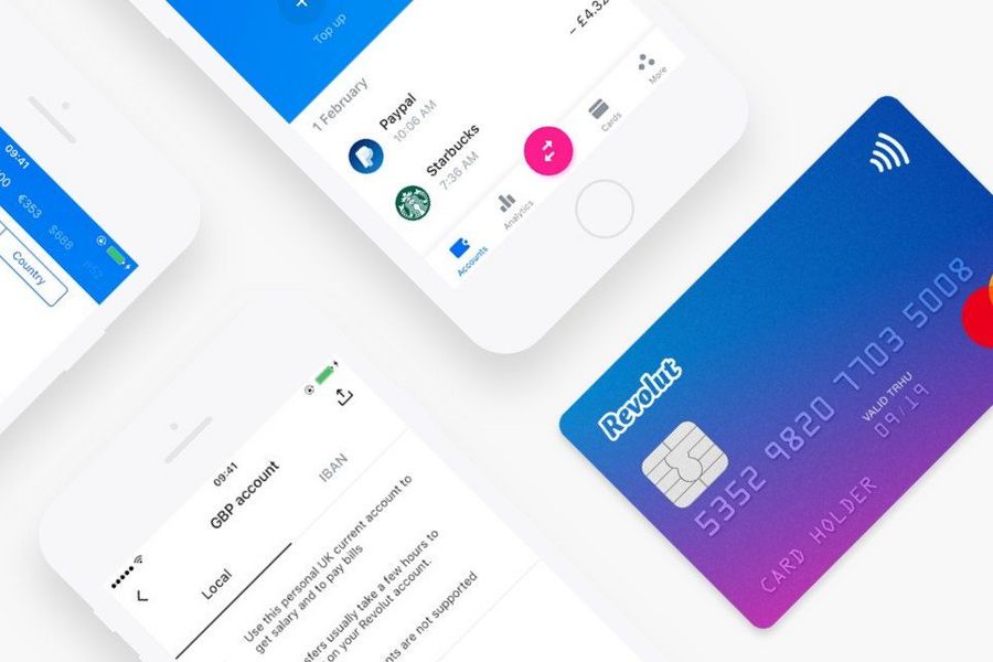 Revolut Mastercard und Smartphone