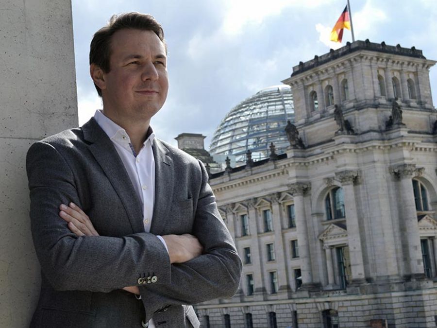Brücke ins Start-up-Ökosystem auf dem Weg in die digitale Zukunft Brücke ins Start-up-Ökosystem auf dem Weg in die digitale Zukunft