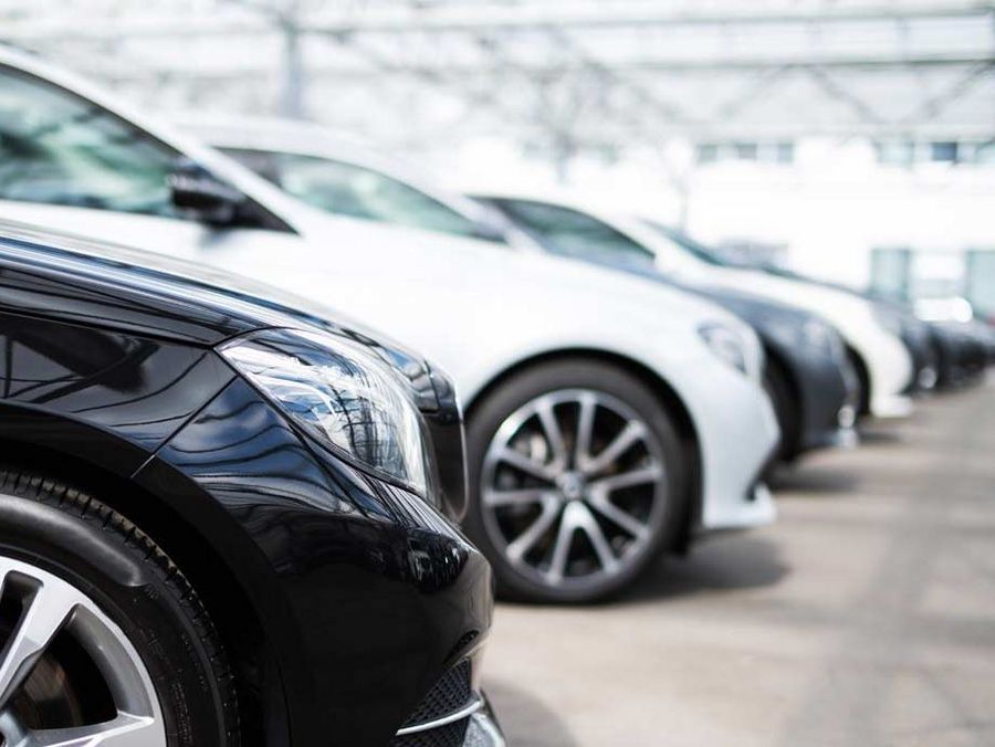 Autoinvestition: Wann lohnt sich der Kauf eines neuen Wagens oder Gebrauchtwagens?