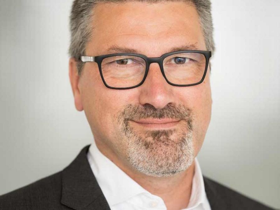 Pelzer, Wolfgang