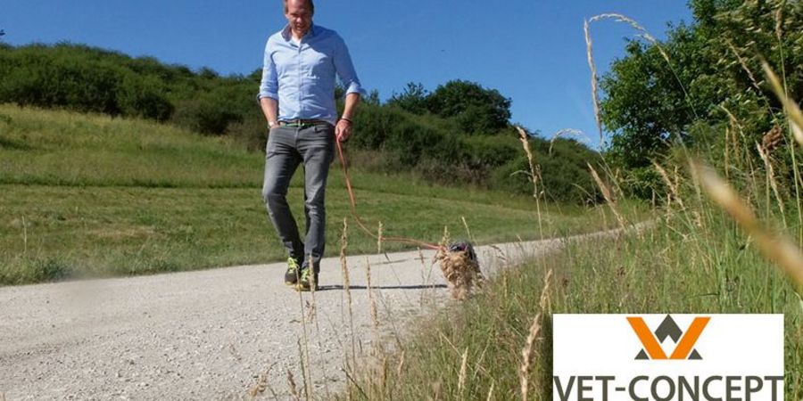 Vet concept Sebastian Schlatter mit Hund