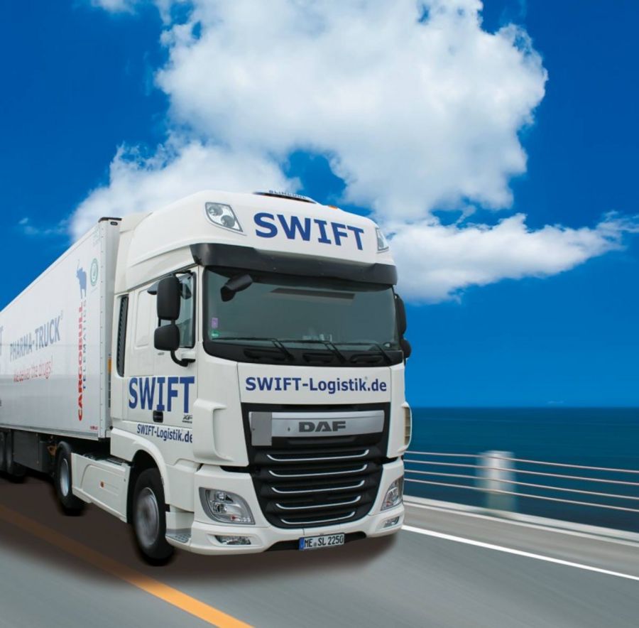 SWIFT-Logistik Fahrzeug auf Tour