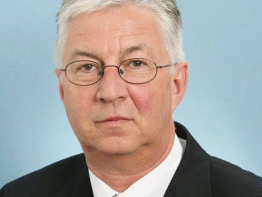 Galonska, Lutz