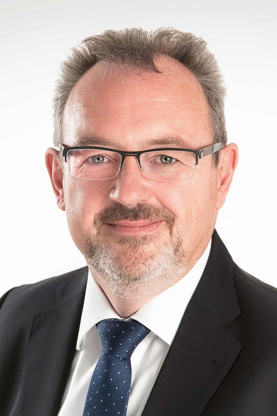 Uwe Mennebäck, Sales Director / Segment Leader, Wabtec Charging & Power Transfer der STEMMANN-TECHNIK GmbH
