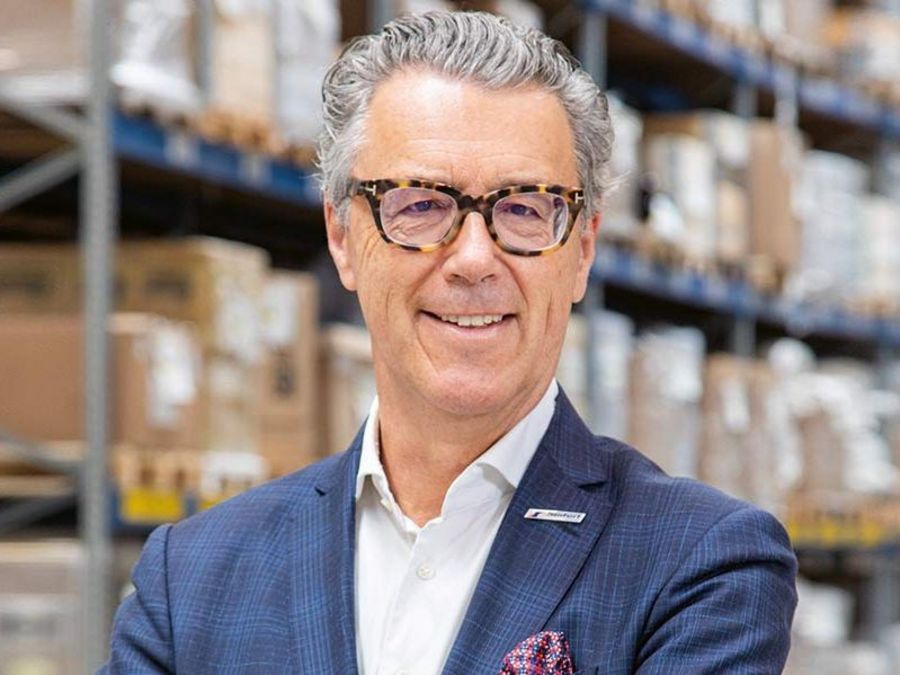 Logistik mit Vollgas in die Zukunft Logistik mit Vollgas in die Zukunft