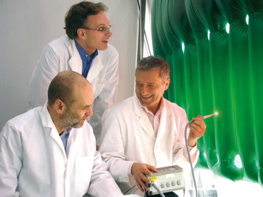 Dr. Peter Hartig, hier mit Dr. Sebastian Lippemeier und Dr. Ralf Hinze