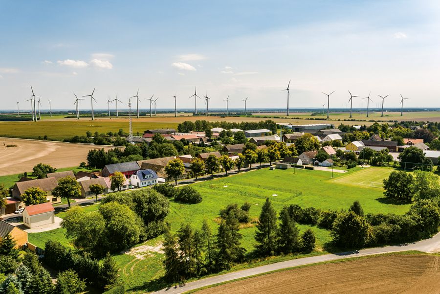 Vorzeigeprojekt: Das energieautarke Dorf Feldheim in Brandenburg