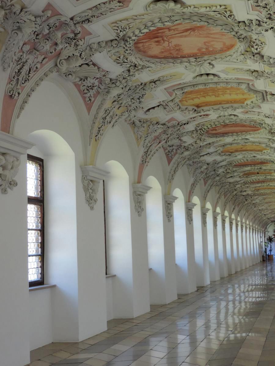 Dem historischen Kloster wird wieder zu neuem Glanz verholfen