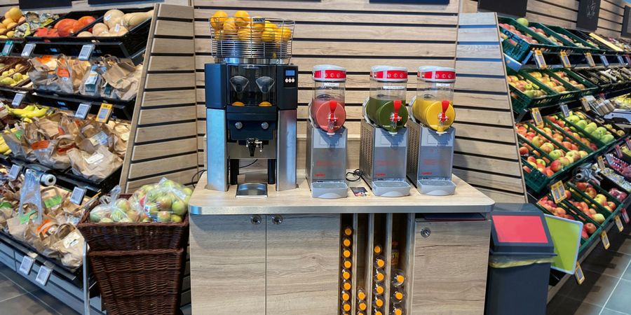 Die Saft- und Smoothiebar schafft ein attraktives Angebot für frisch zubereitete Getränke und trägt dem Trend zu schnellen, gesunden Convenience-Lösungen Rechnung