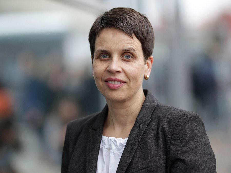 „Ich brauche keine Show um die Literatur herum“ „Ich brauche keine Show um die Literatur herum“