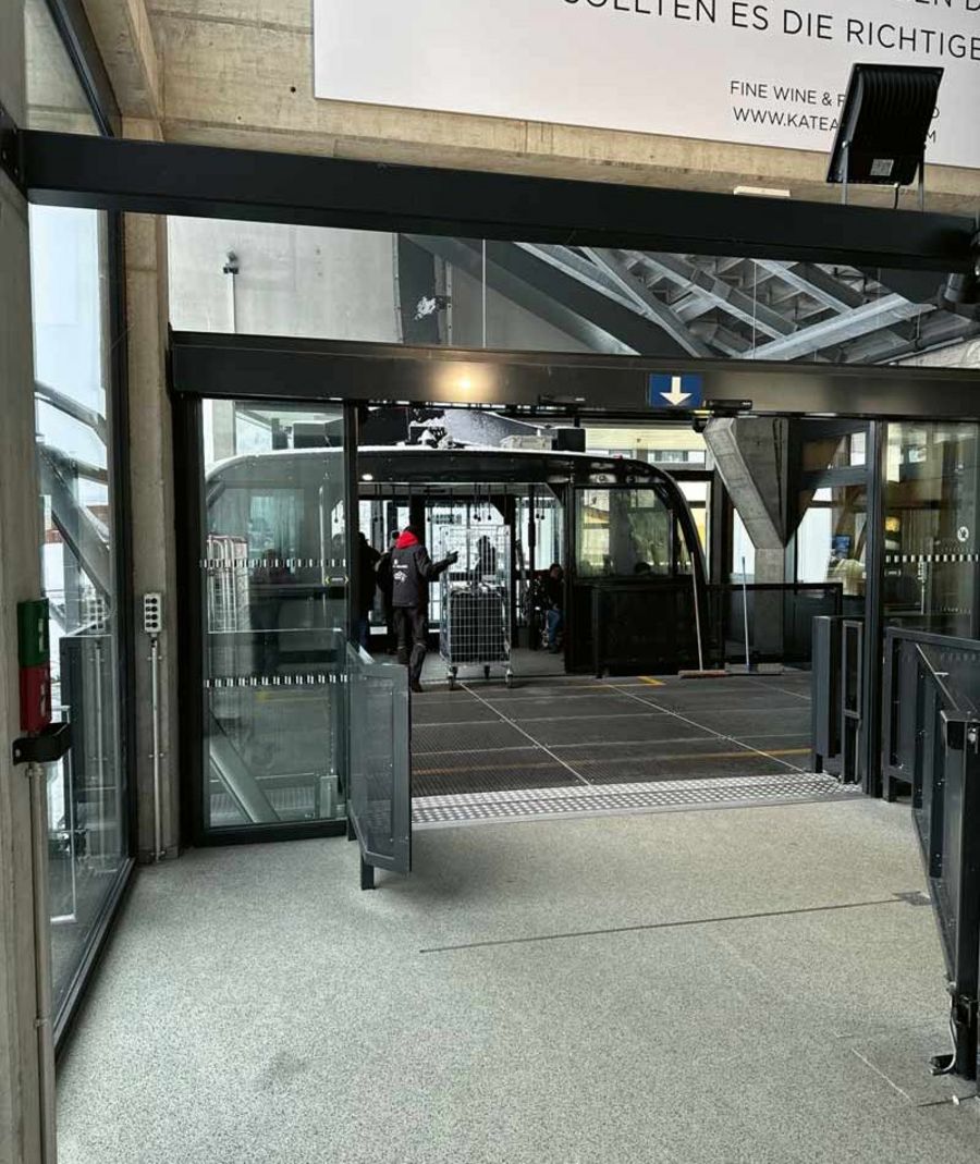 Bergbahn Lech-Oberlech Ankunft