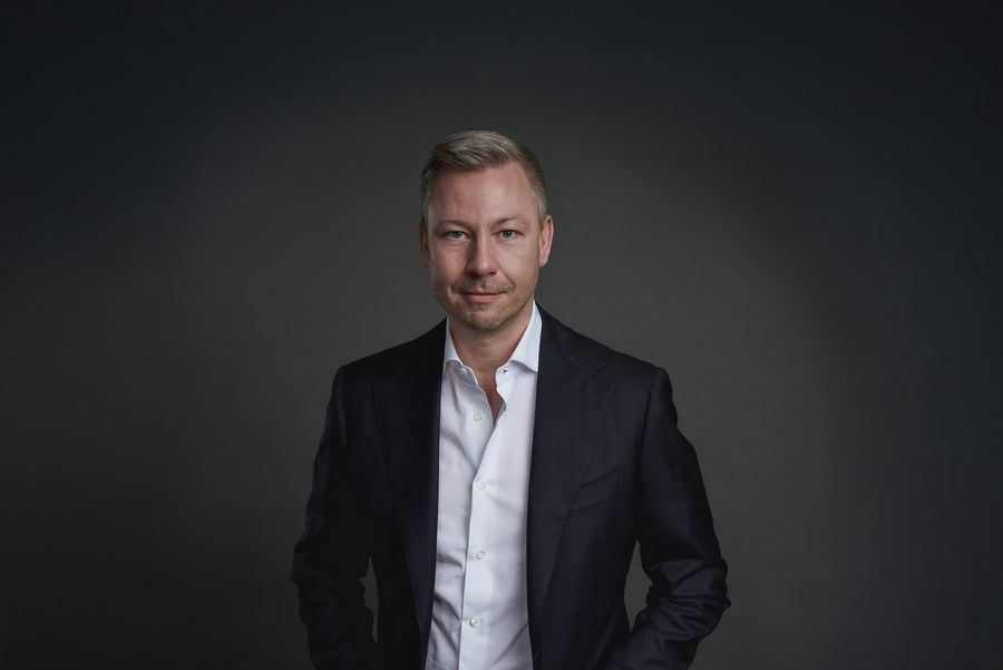 Karriere, stark, allein: Warum Erfolg Frauen oft die Liebe kostet