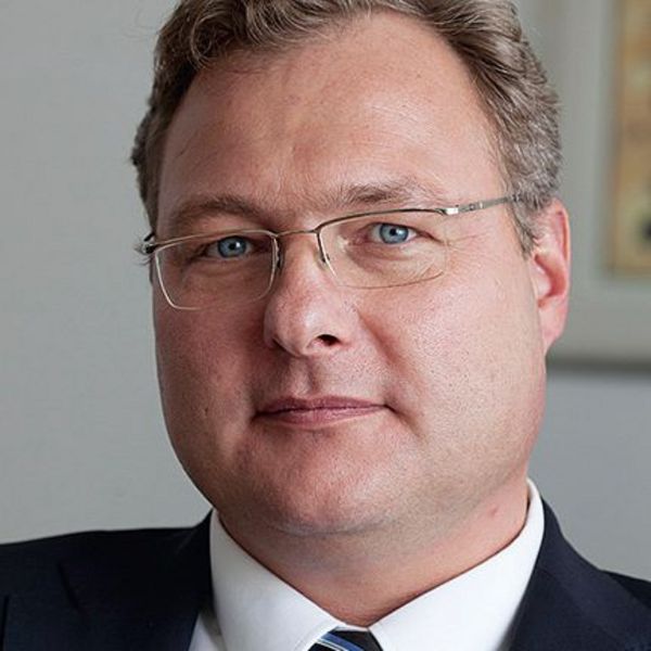 Jens Apelt Jens Apelt