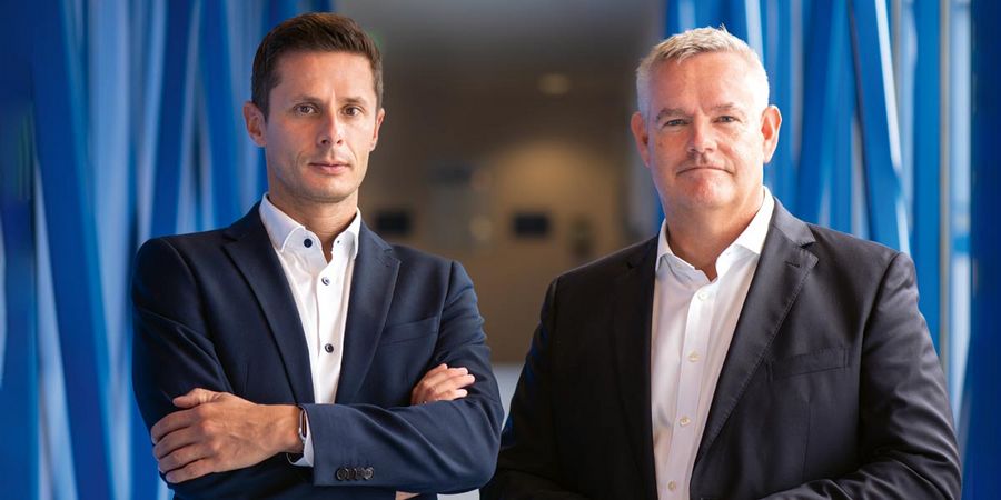 Benjamin Reiser und Jens Müller, Geschäftsführer der der BG-Phoenics GmbH