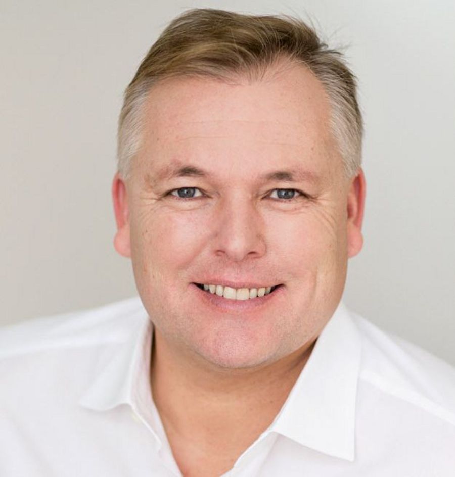 Prof. Dr. Dr. med. dent. Dirk Wiechmann, Gründer, Inhaber und Geschäftsführer der DW Lingual Systems GmbH