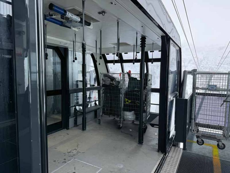 Bergbahn Lech-Oberlech Gepäckcontainer 
