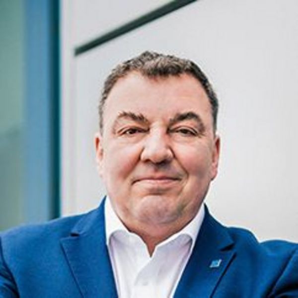 Helmut Grothaus, Geschäftsführer der DMW Maschinen- und Werkzeugbau GmbH
