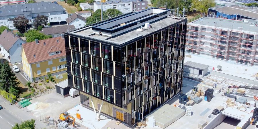 Jürgen Fien verbindet persönliche Verantwortung mit dem Anspruch, auch anspruchsvolle Bauprojekte zuverlässig und termingerecht umzusetzen Jürgen Fien verbindet persönliche Verantwortung mit dem Anspruch, auch anspruchsvolle Bauprojekte zuverlässig und termingerecht umzusetzen