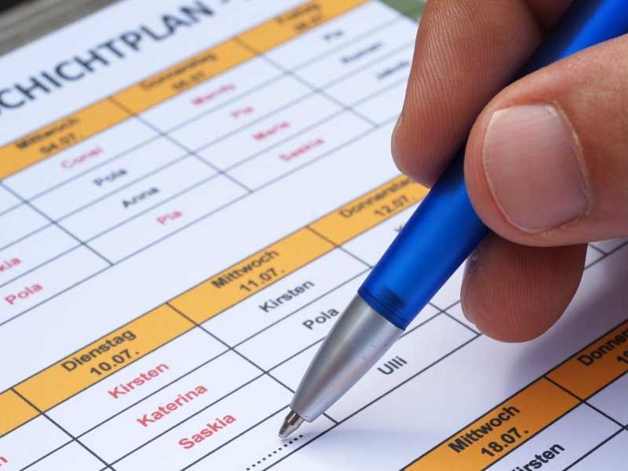 Arbeit im Schichtsystem: Wie berechne ich den Urlaubsanspruch? Arbeit im Schichtsystem: Wie berechne ich den Urlaubsanspruch?