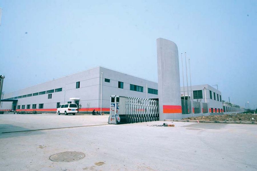 Standort seit 2006: Im chinesischen Tochterwerk wird ausgerüstet und beschichtet