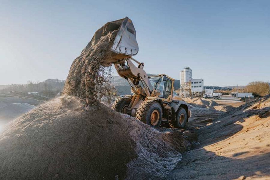 Joh. Wacht - Rohstoffgewinnung im Kieswerk Wasserliesch