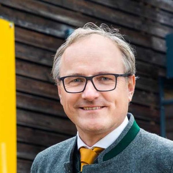 Dr. Helmut Matschnig Dr. Helmut Matschnig