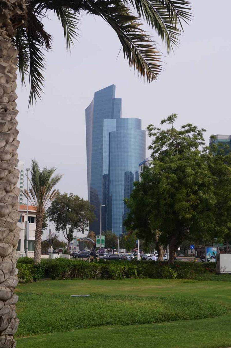 Dubai, Shining Towers Projekt der BCS GmbH