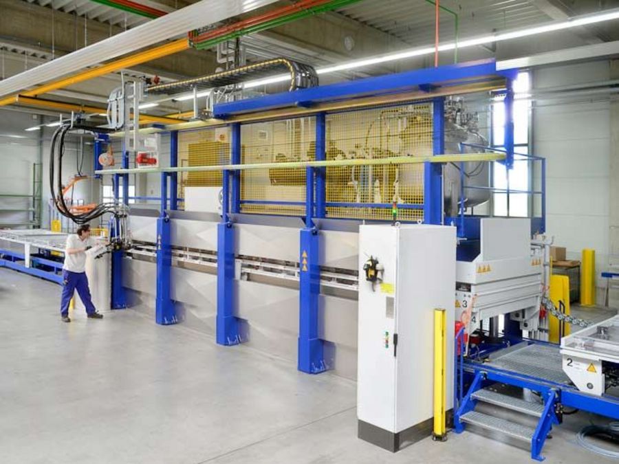 CELLTHERM Isolierung Shuttle-Presse