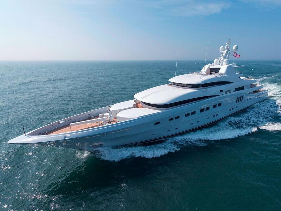 Die Motoryacht Secret der Abeking & Rasmussen Schiffs- und Yachtwerft Aktiengesellschaft