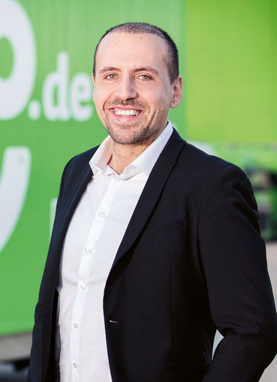 Alpay Güner, Geschäftsführer der AO Deutschland Limited