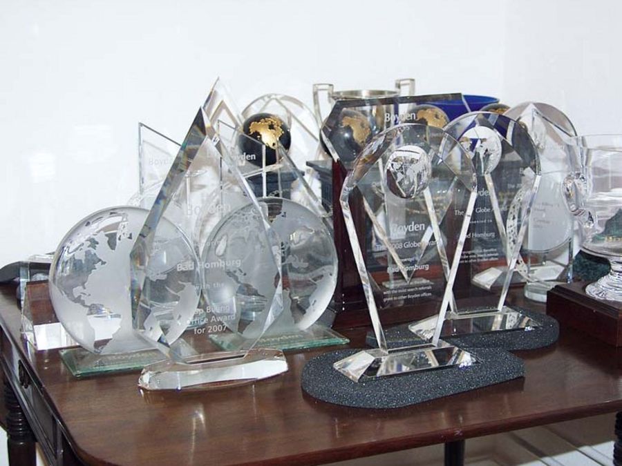 Die Besten sind gerade gut genug Die Besten sind gerade gut genug