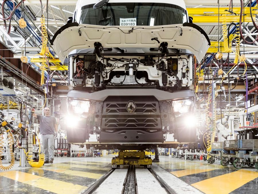 RENAULT TRUCKS BEREITET SCHRITTWEISEN UND SICHEREN WIEDERANLAUF DER FRANZÖSISCHEN WERKE VOR RENAULT TRUCKS BEREITET SCHRITTWEISEN UND SICHEREN WIEDERANLAUF DER FRANZÖSISCHEN WERKE VOR
