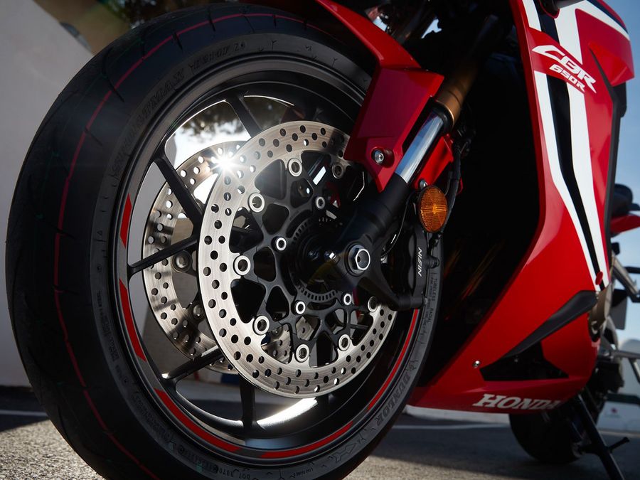 Honda CBR650R Tire