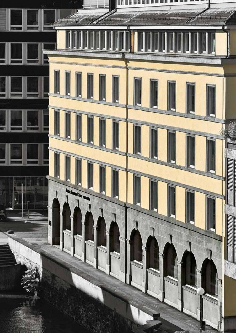 Idyllische Lage: Das Bankhaus in Zürich