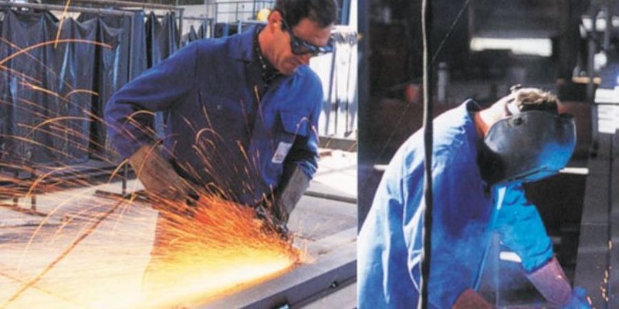 Willy Johannes Stahlbau - Qualifizierte Fachkräfte: Schweißer bei der Arbeit Willy Johannes Stahlbau - Qualifizierte Fachkräfte: Schweißer bei der Arbeit
