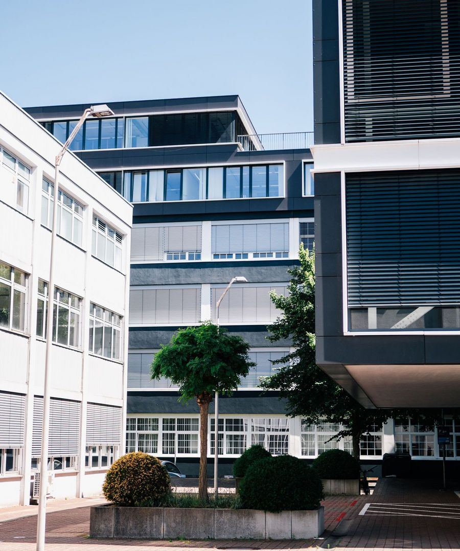 Am Karlsruher Standort verbindet DEFINE MEDIA technologische Entwicklung mit einer Unternehmenskultur, die auf Transparenz, Eigenverantwortung und Zusammenarbeit setzt.