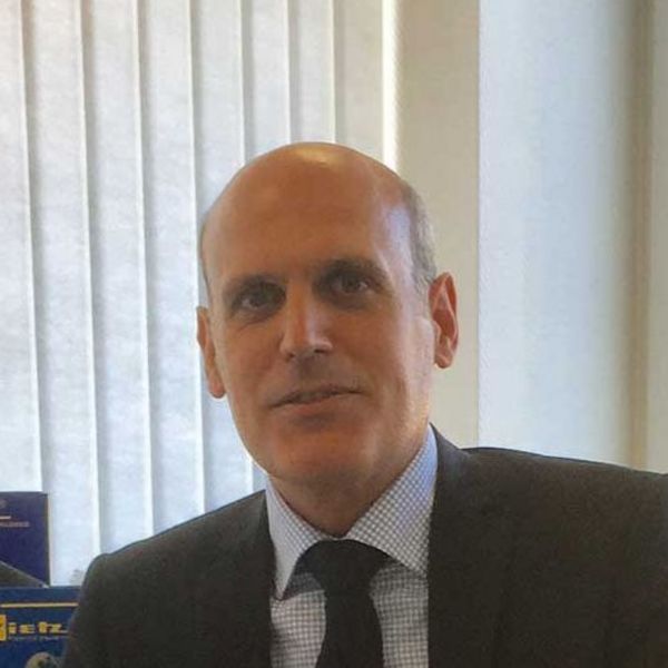Joseph Sayegh, Geschäftsführer der VIETZ GmbH Joseph Sayegh, Geschäftsführer der VIETZ GmbH