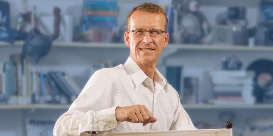 Prof. Dr. Thorsten Hennig-Thurau Prof. Dr. Thorsten Hennig-Thurau