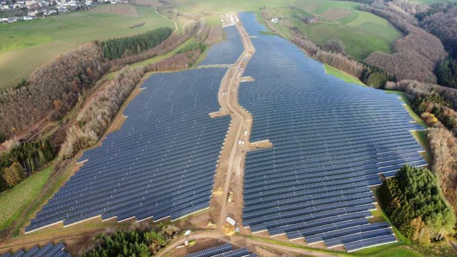 SCHOENERGIE Solarpark Karlshausen