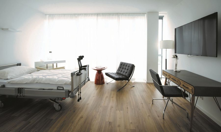 Maybach Medical Holding GmbH Patientenzimmer